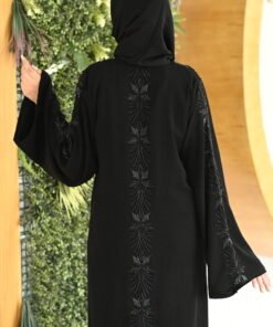 Alternative view of عباية نصف القمر الاصلي مصري  تطريز امام وخلف مع طرحة