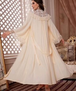 Alternative view of طقم فستان مع رداء مزين بالدانتيل والحزام