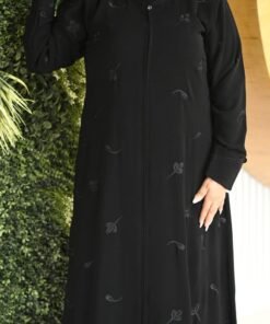 Alternative view of عباية تطريز حرير كلوش  مع طرحة